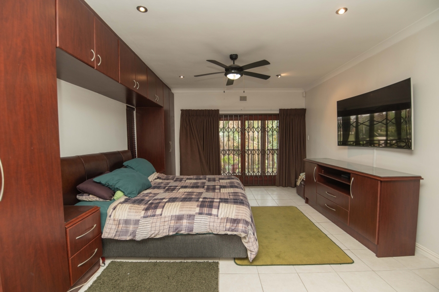 4 Bedroom Property for Sale in Humewood Eastern Cape